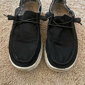 Black Hey Dude shoes